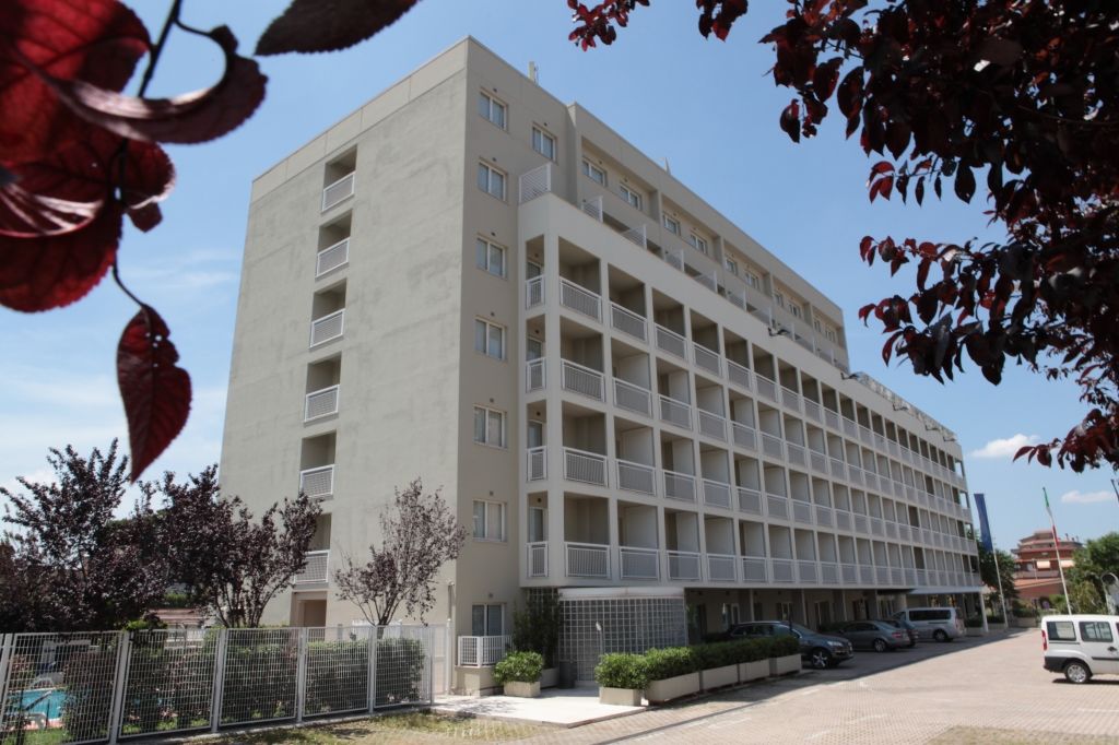 Hotel Roma Tor Vergata Esterno foto