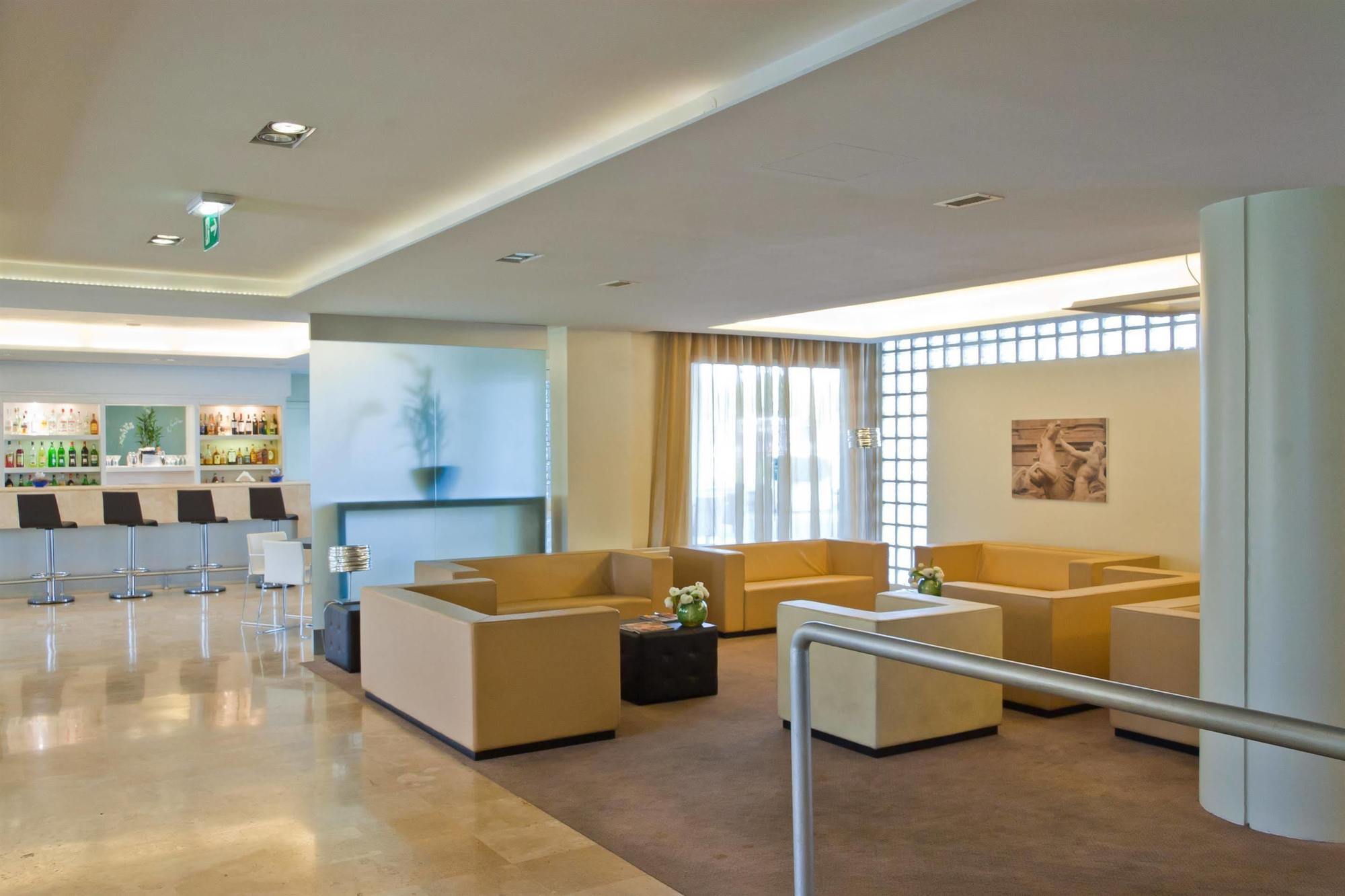 Hotel Roma Tor Vergata Esterno foto