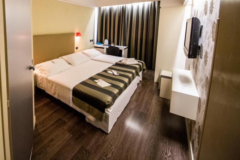 Hotel Roma Tor Vergata Esterno foto